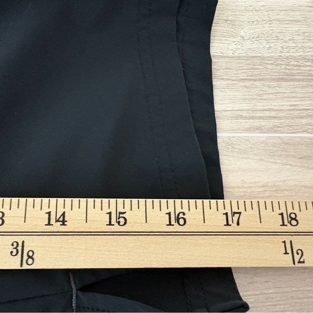 L.L. Bean Black UPF 50+ Stretch Board Shorts - Picture 11 of 13